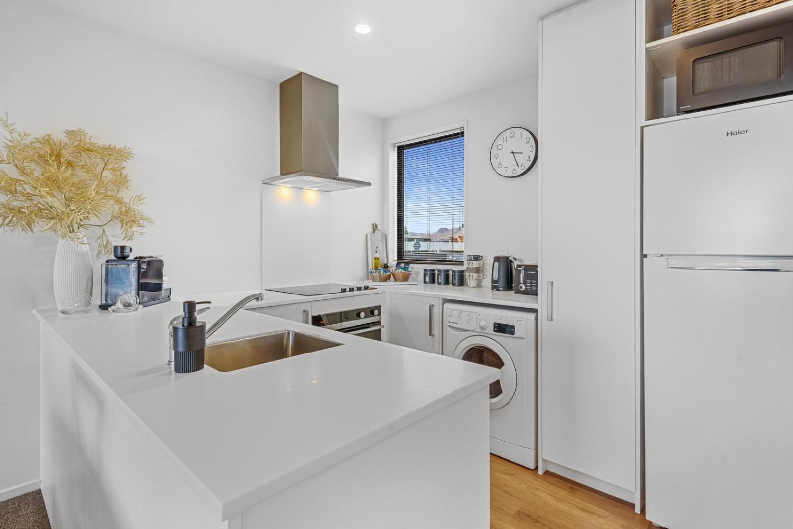 The Salisbury - 2 Bedroom Home Christchurch Buitenkant foto
